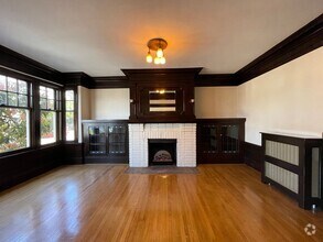 Building Photo - 1319 4th Ave