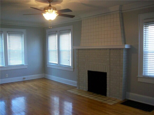 Building Photo - 1684 Stokes Ave SW