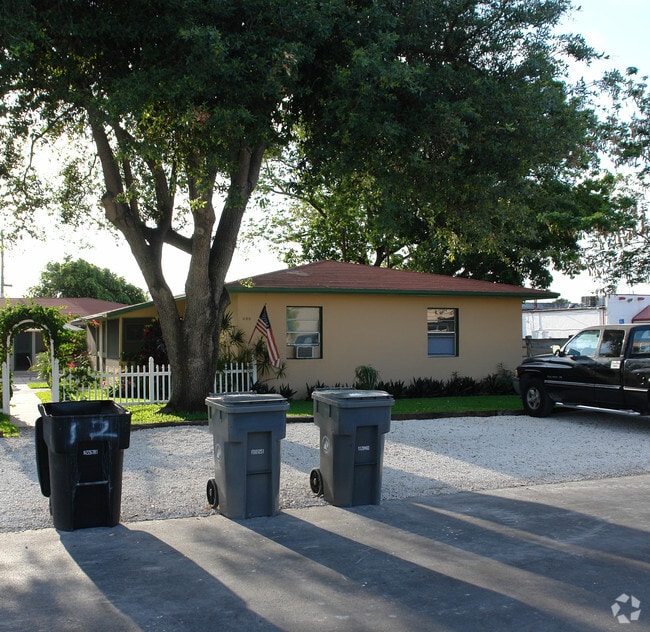 Foto del edificio - 1180 SW 26th Ave