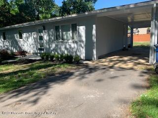 Foto del edificio - 220 Highwood Rd