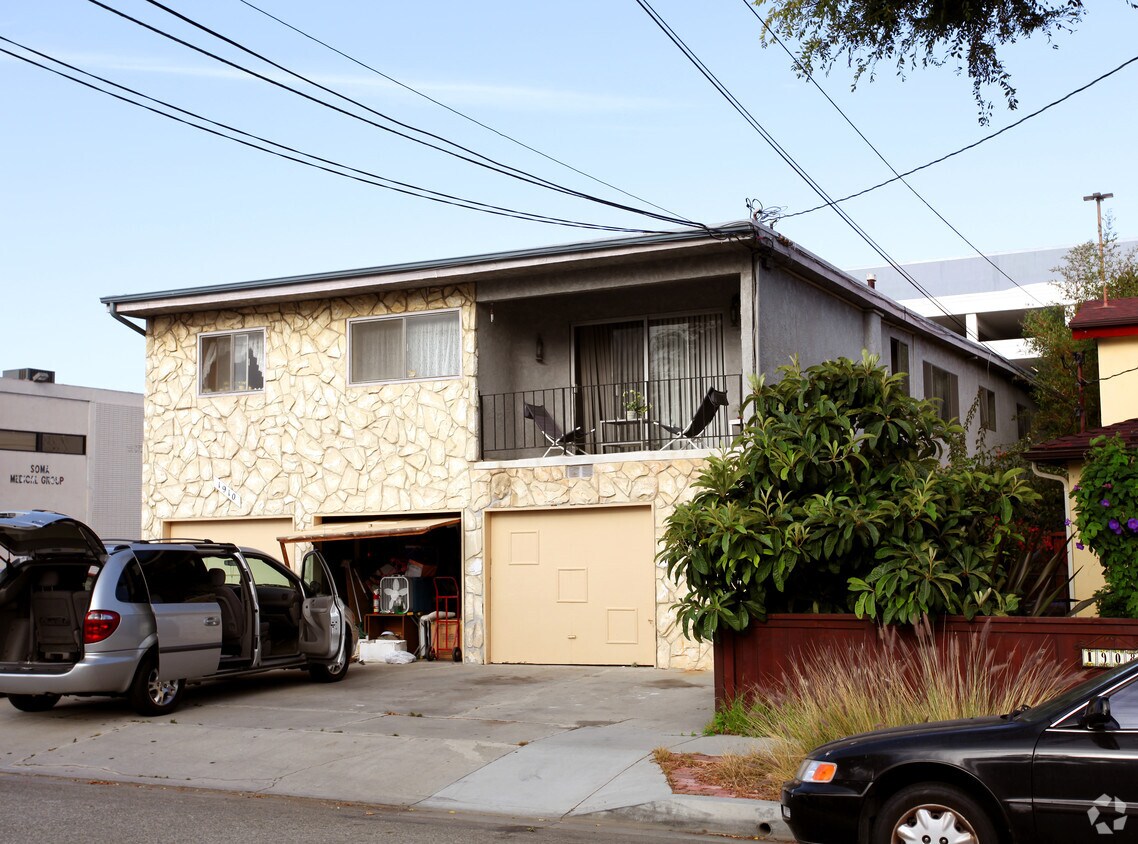 Primary Photo - 1910 Firmona Ave