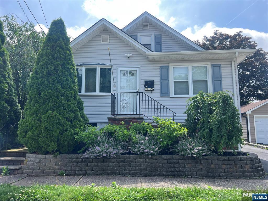 Foto principal - 12-72-72 5th St
