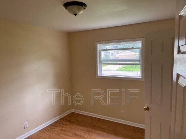 Building Photo - 1346 Flamingo Dr