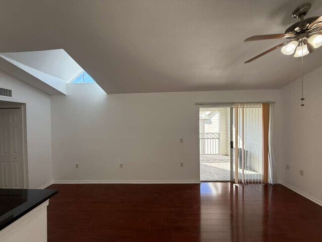 Foto del edificio - 5117 City St