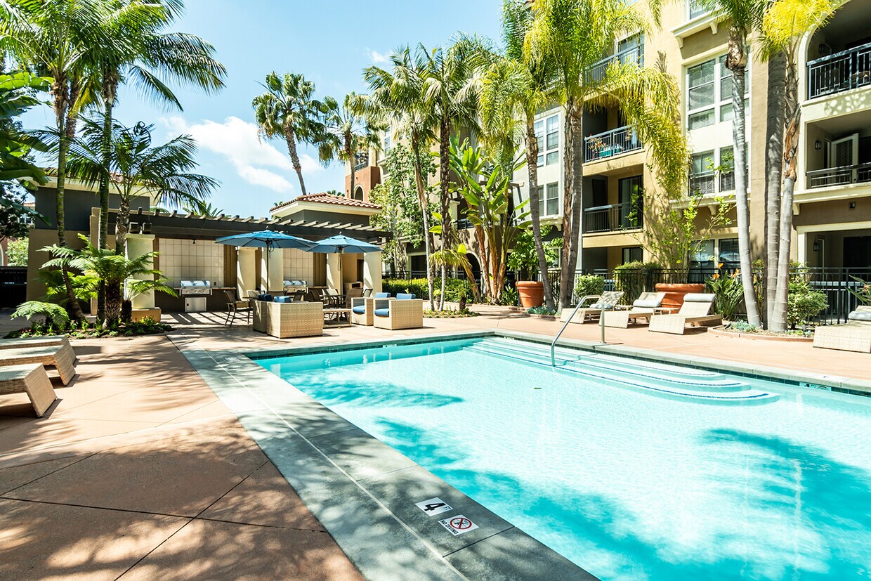 The Promenade Rio Vista Apartments in San Diego, CA Westside Rentals