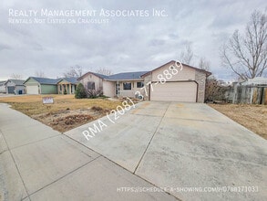 Building Photo - 7421 Edgebrook Dr
