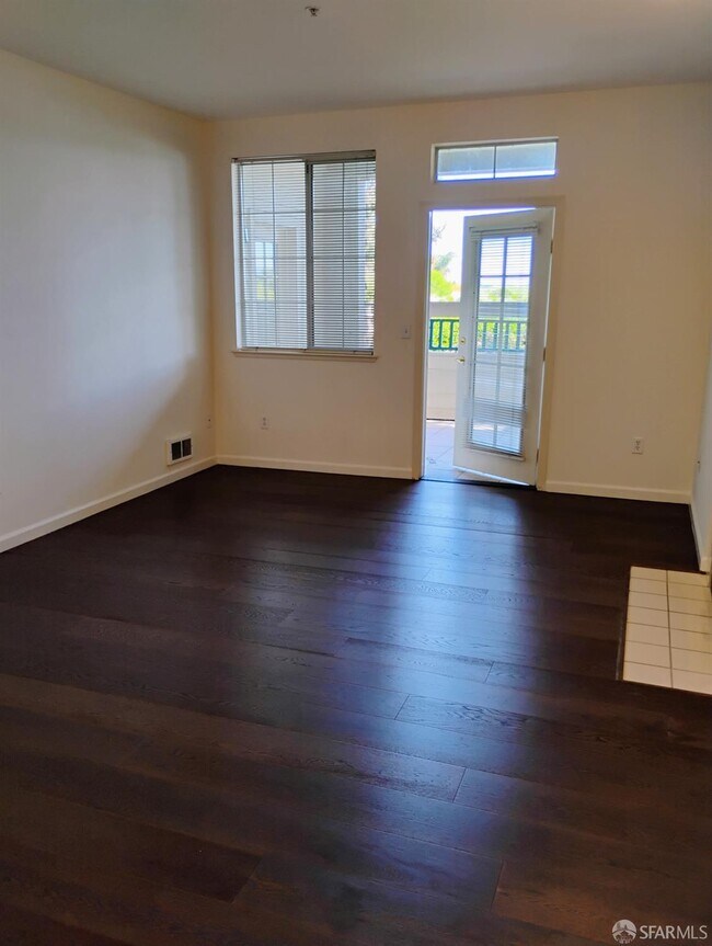 Foto del edificio - 2902 Hastings Shore Ln