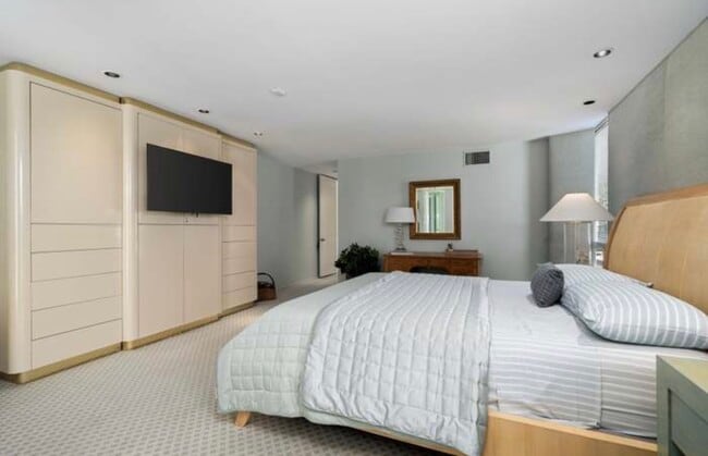 Foto del edificio - 1408 Tamarisk W St