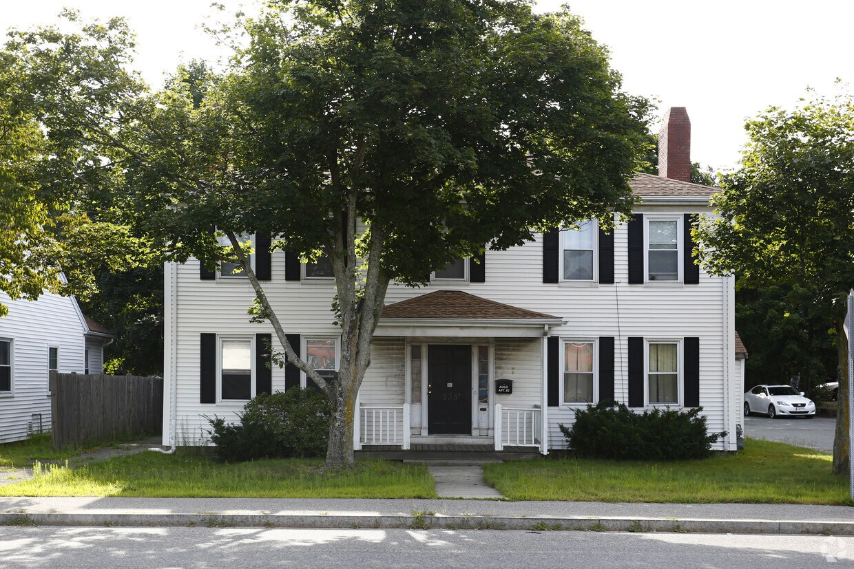 Building Photo - 335 Washington St