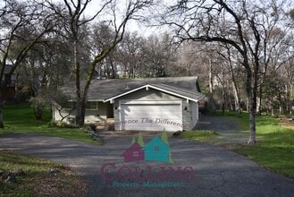 Building Photo - 14116 Lodgepole Dr