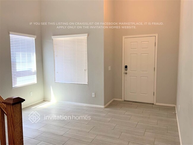 Building Photo - 1723 W Dugan Dr