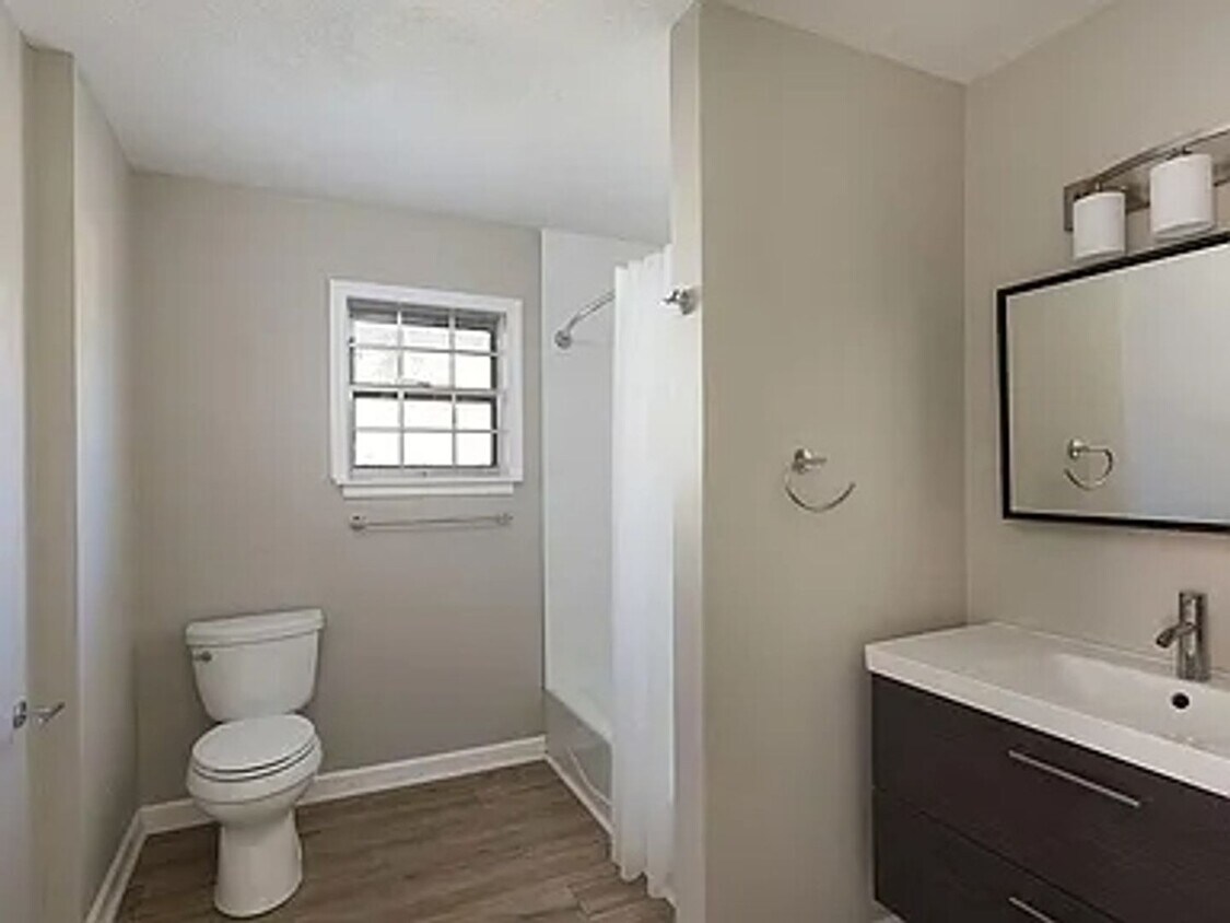 Foto principal - 2400 W 45th Ave