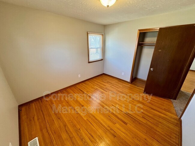 Foto del edificio - 202 W Bridge St