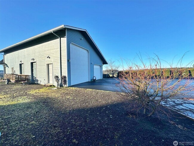 Building Photo - STATUS: AVAILABLE  | R311 | $2195 + $100 F...
