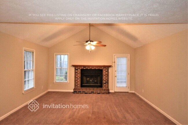 Building Photo - 450 Leigh Kay Dr