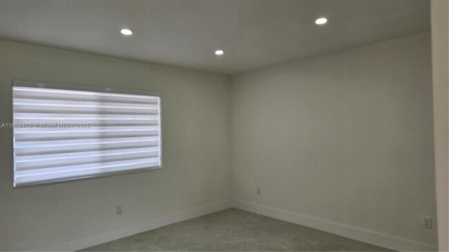 Foto del edificio - 8401 SW 107th Ave