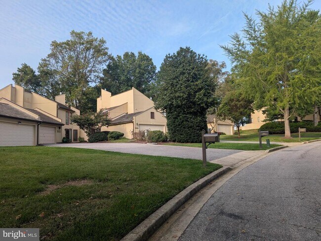 Foto del edificio - 3002 Courtside Rd
