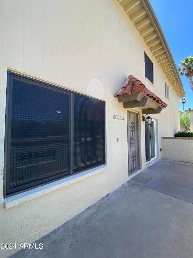 Foto del edificio - 14405 Teakwood Ln