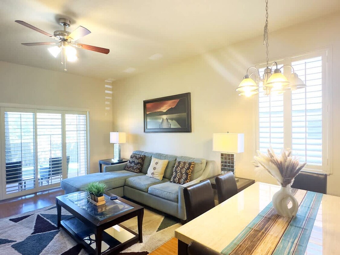 Foto principal - 3306 Calabria Ave