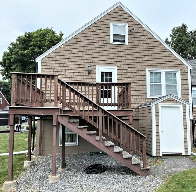 Building Photo - 9 Cornwell Ct