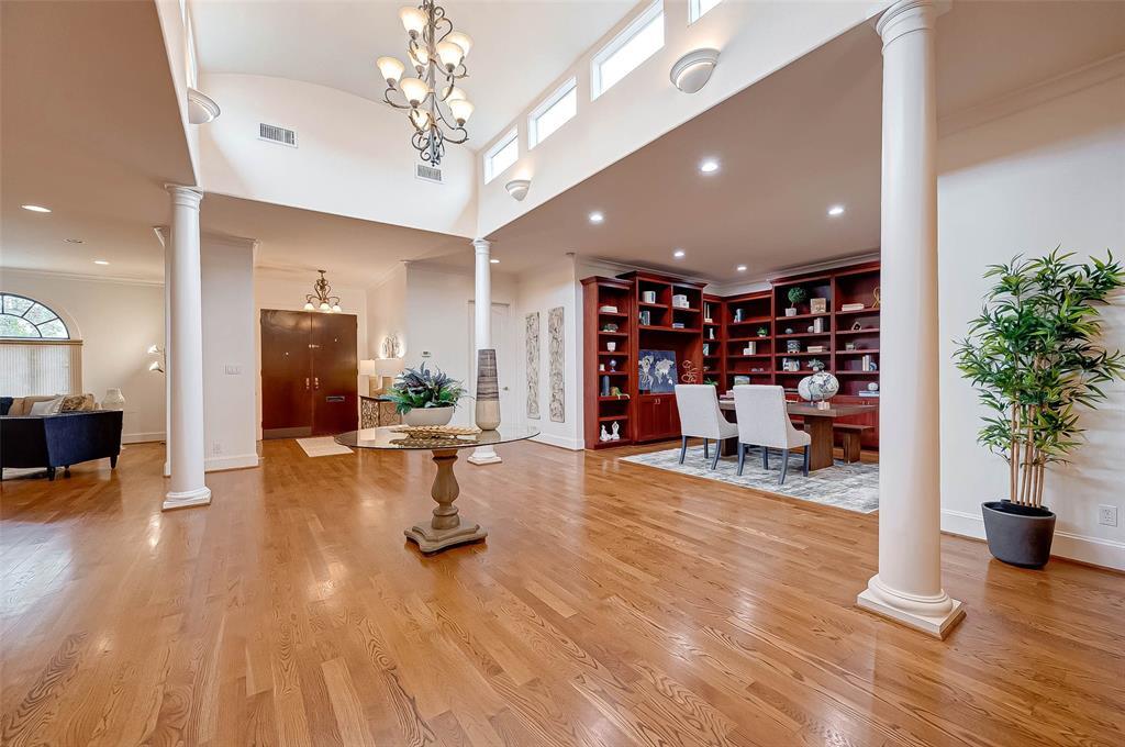 5000 Longmont Dr Unit 7, Houston, TX 77056 Condo for Rent in Houston