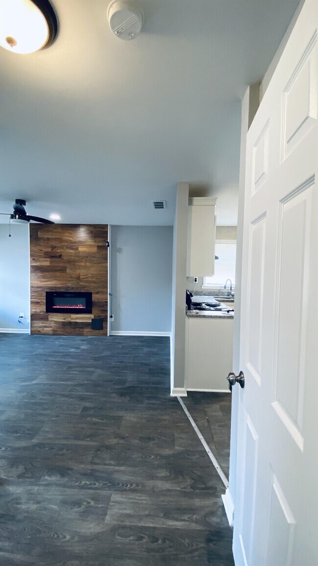 Foto del edificio - 1643 Pinedale Cir NW