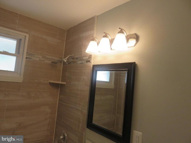 Building Photo - 2309 Tuemmler Ave