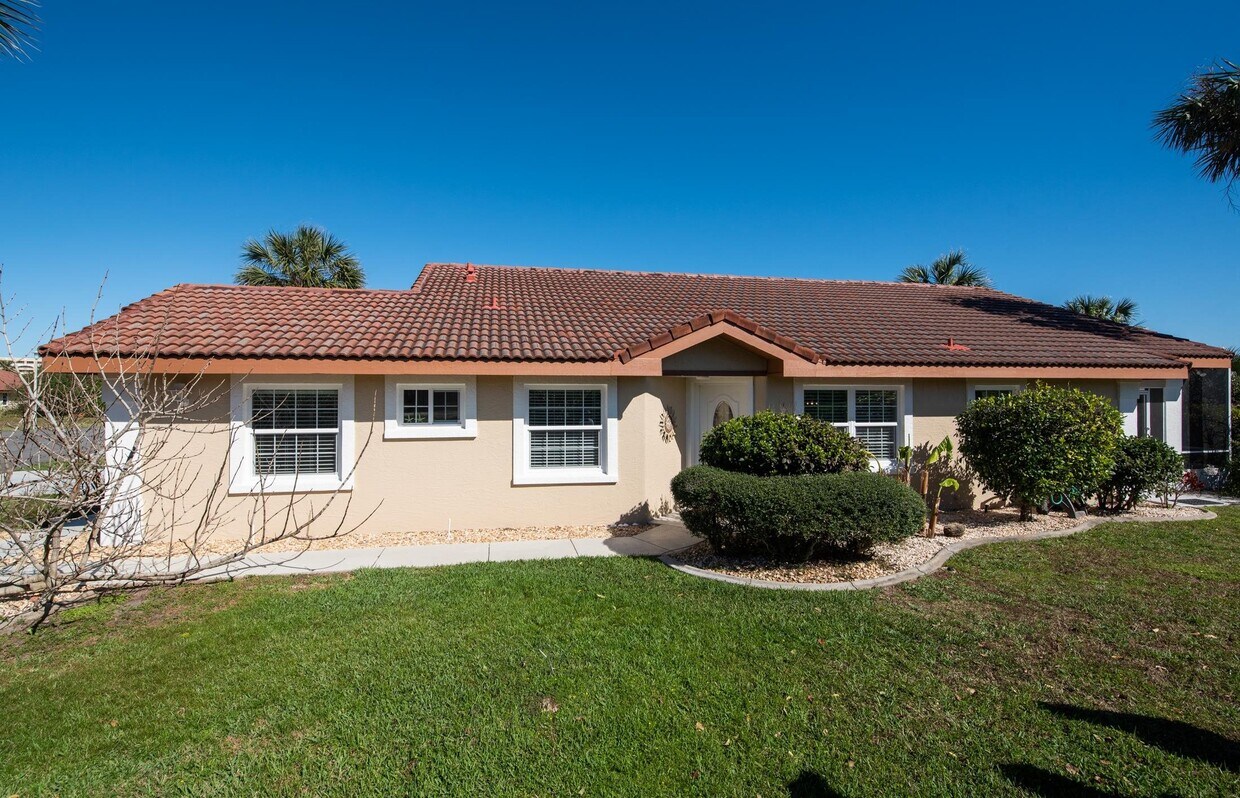 Primary Photo - 9 San Diego Ln