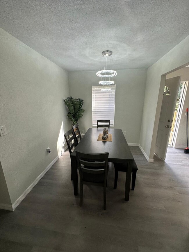 Building Photo - 3611 Tom Bryan Ln