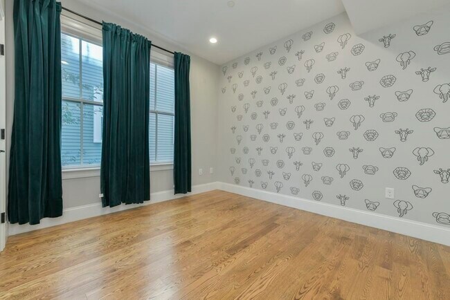 Building Photo - 15 Cordis St