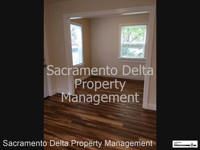Foto del edificio - 1 br, 1 bath House - 4200 51st Street^^