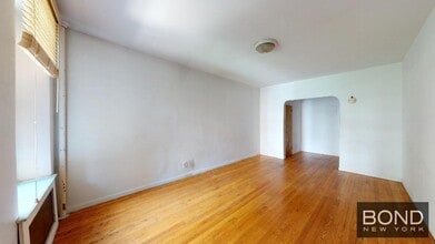 Building Photo - 339 E 77th St