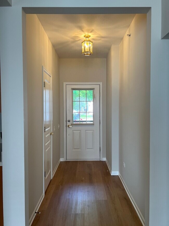 Foto del edificio - 13222 Poplar Way