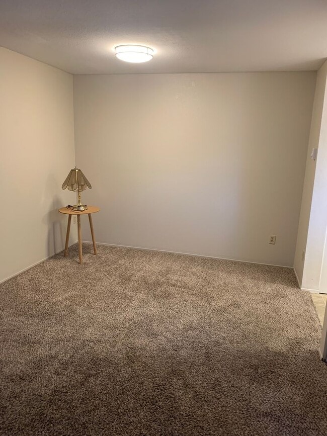 Building Photo - Wiggins 4 Plex