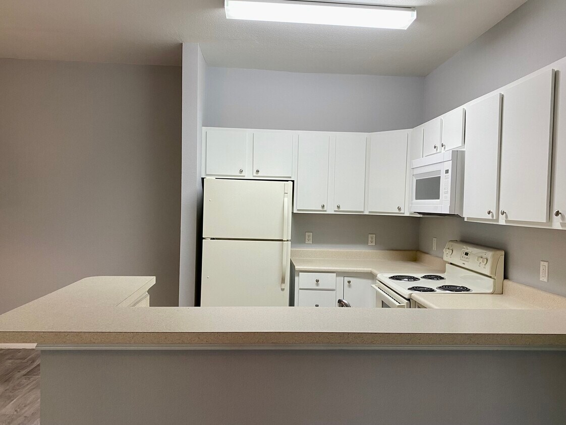 Creekside Village 25 Creek View Dr Edmond, OK