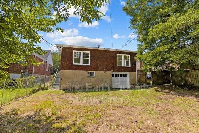 Building Photo - 1420 44th St Ensley