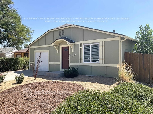 Building Photo - 3884 S Truckee Ct