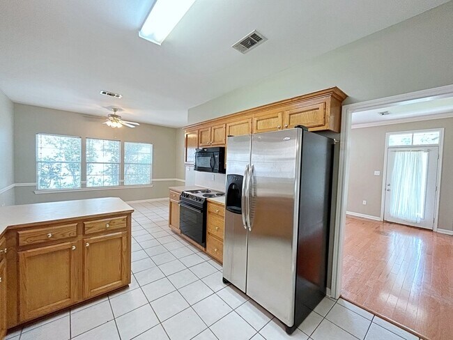 Building Photo - 3 Bedroom house in Prairieville