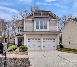 Building Photo - 1401 Hammond Dr