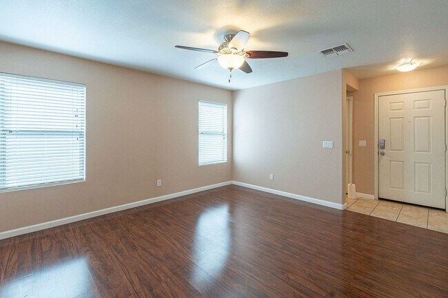 Building Photo - Wonderfully Located 3 Bedroom 2.5 Bath Two...