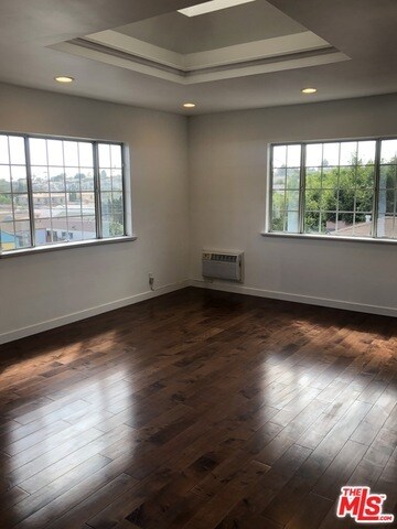 Building Photo - 5761 Alviso Ave
