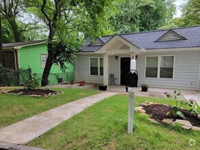 Building Photo - 35 Rockmart Dr NW