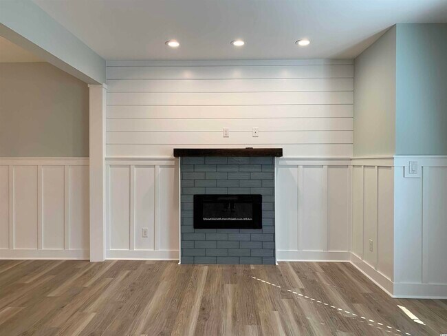 Building Photo - 136 Da Gullah Way