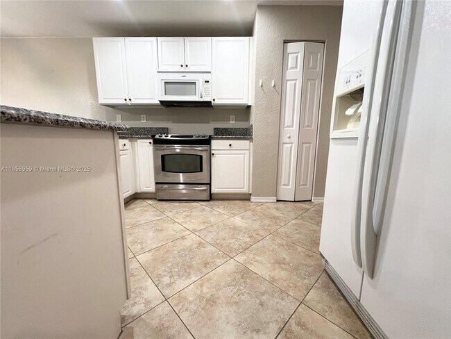 Foto del edificio - 8977 Chambers St