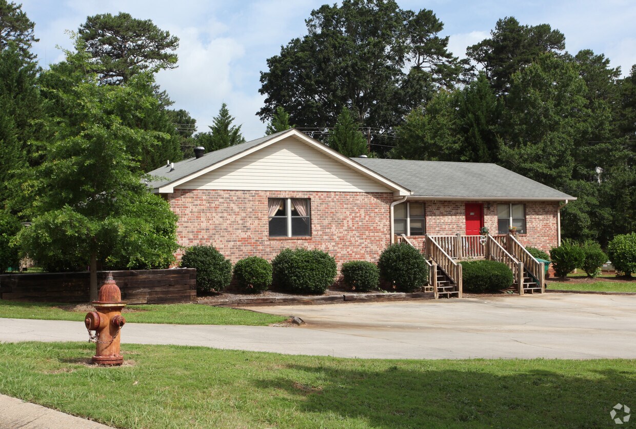 Jackson Place Apartments Commerce, GA