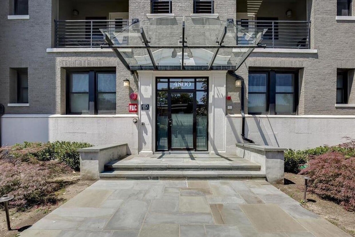 Primary Photo - Beautiful 2 Bed/2 Bath Condo Rental - Conv...