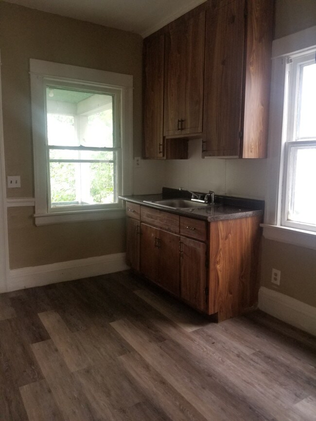 Building Photo - 125 Winterroth