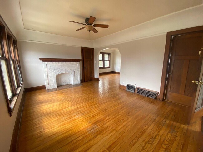 Foto del edificio - 2259 N 72nd St