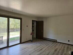 Building Photo - 4903 Aspen St