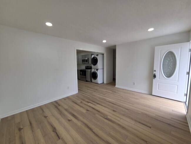 Foto del edificio - 5506 Campbell Ave